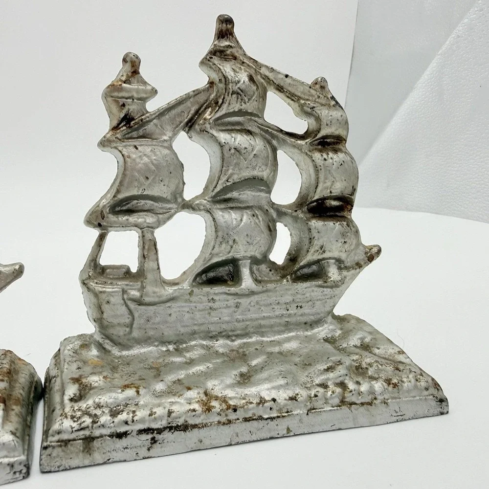 Vtg Cast Iron Bookends Patina Old Ironside Constitution Sailing Ship Doorstop